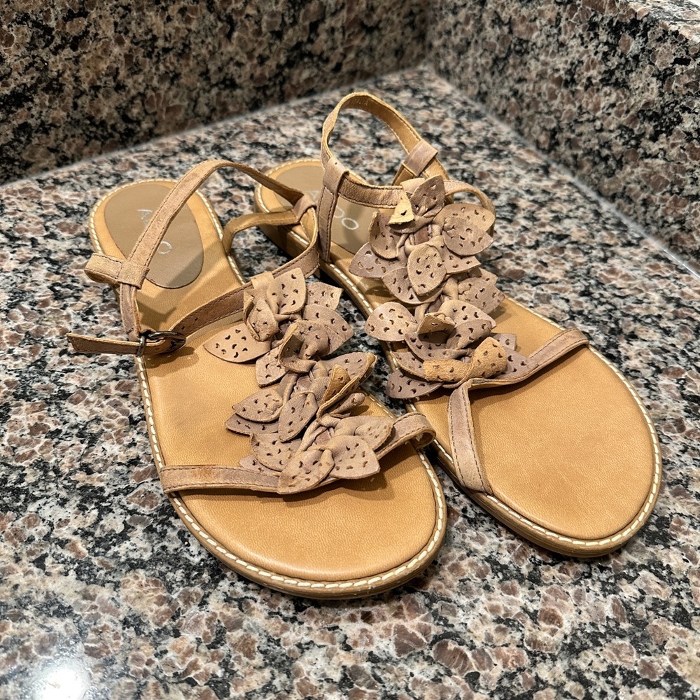 Sandals- Women’s Size 39- Aldo